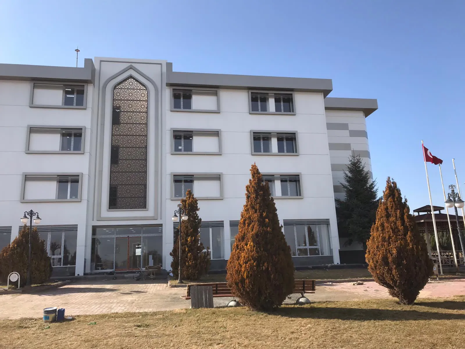 Dekoratif Panelli Kurum Binası