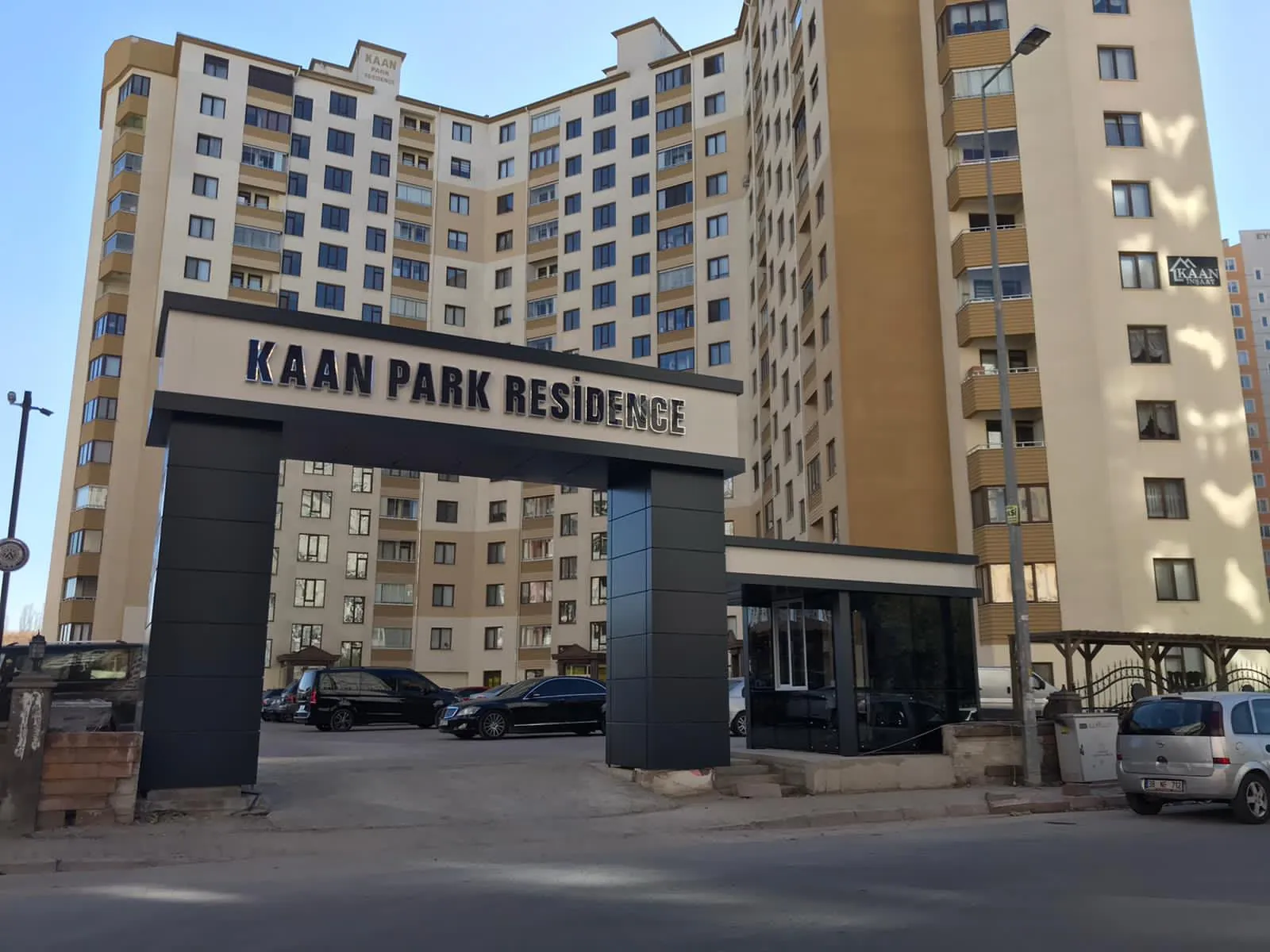 Kaan Park Residence Giriş Kapısı