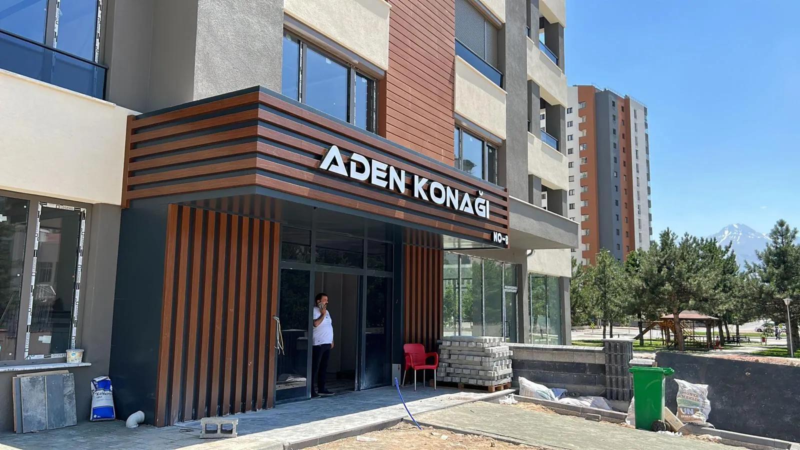 Aden Konağı Giriş