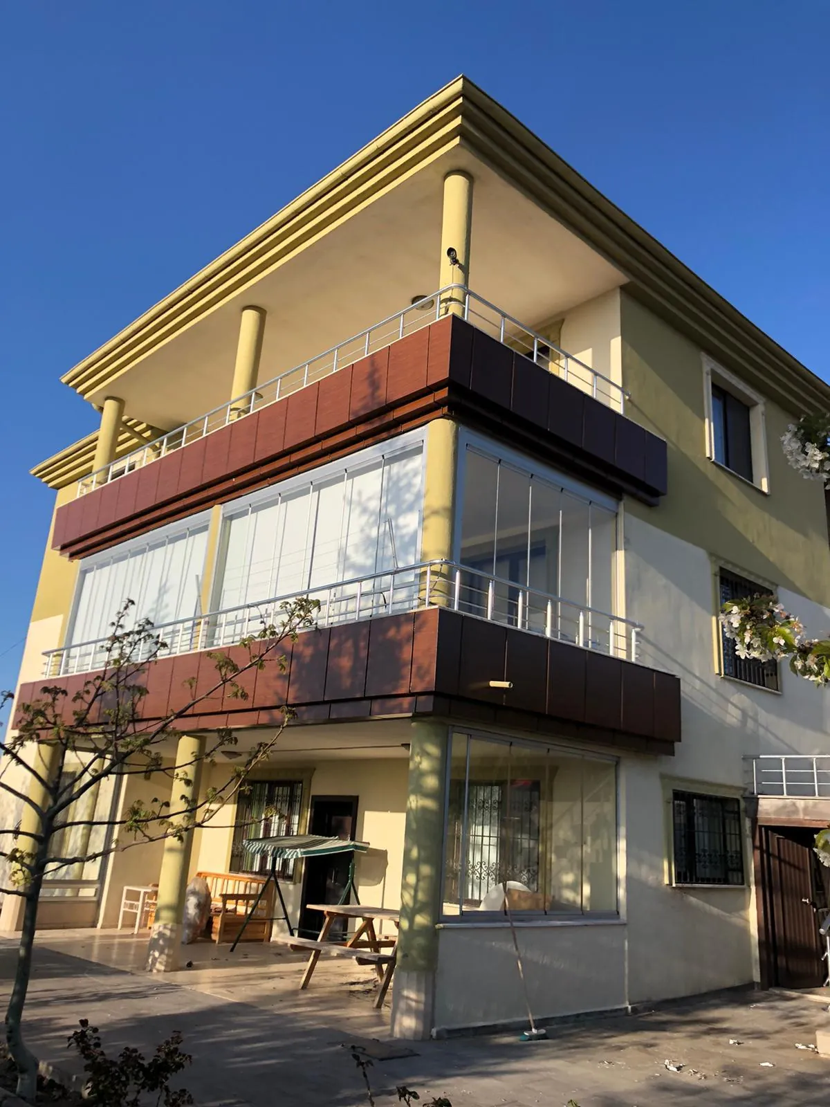 Konut Cam Balkon Kapatma